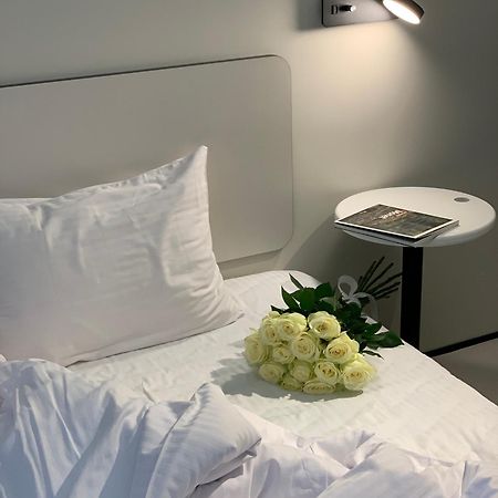 Ultramarinn Hotel โอเดสซา ภายนอก รูปภาพ