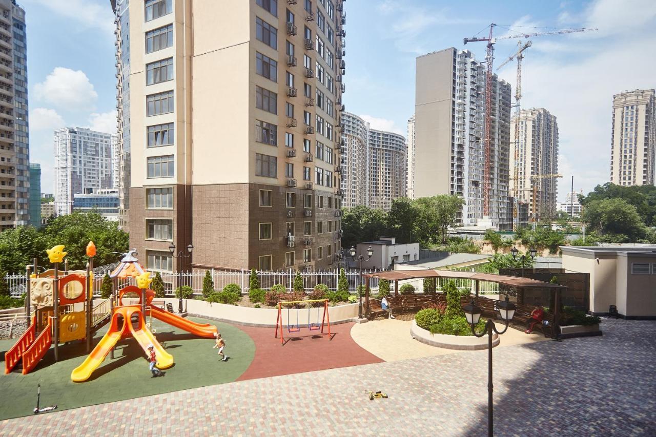 Ultramarinn Hotel โอเดสซา ภายนอก รูปภาพ