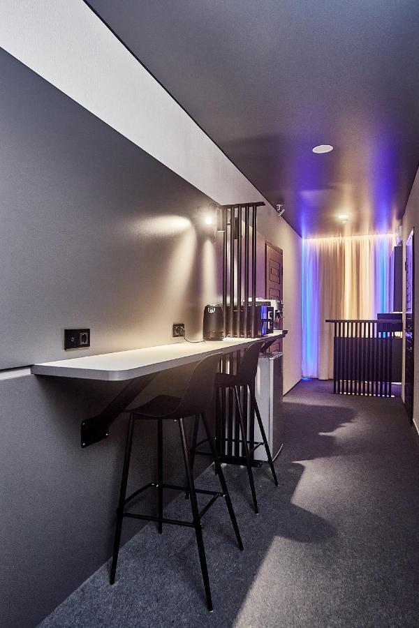 Ultramarinn Hotel โอเดสซา ภายนอก รูปภาพ