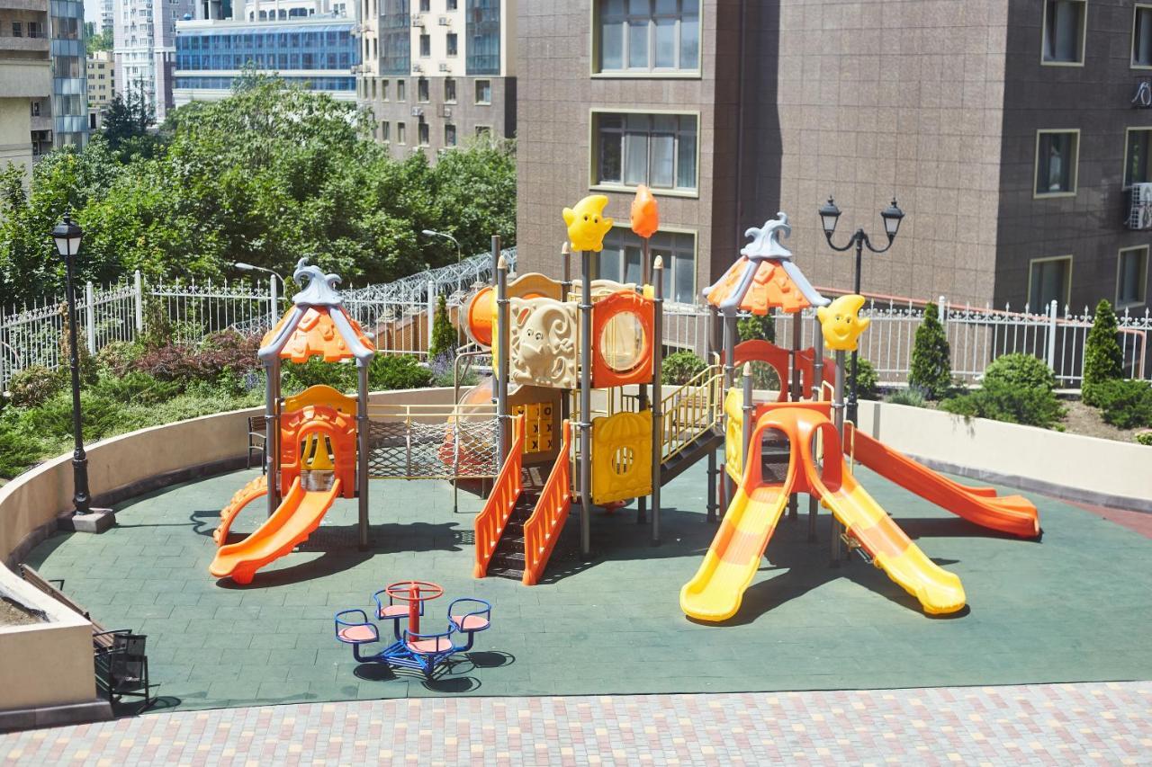 Ultramarinn Hotel โอเดสซา ภายนอก รูปภาพ